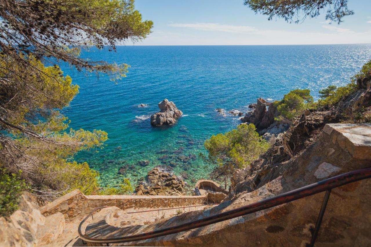 Apartments Sant Lluis Center, 2 Min Walk From The Sea Lloret de Mar Esterno foto