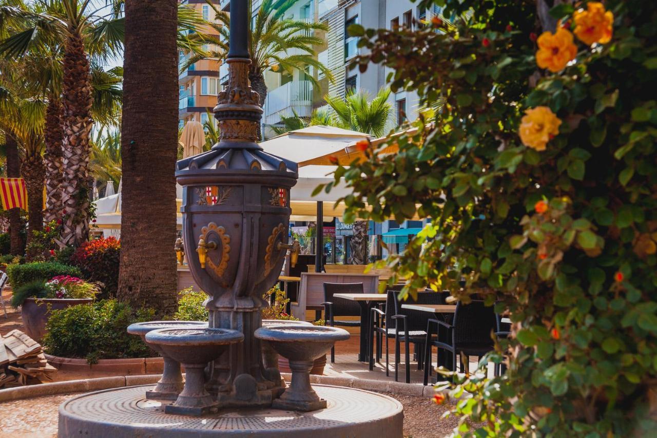 Apartments Sant Lluis Center, 2 Min Walk From The Sea Lloret de Mar Esterno foto